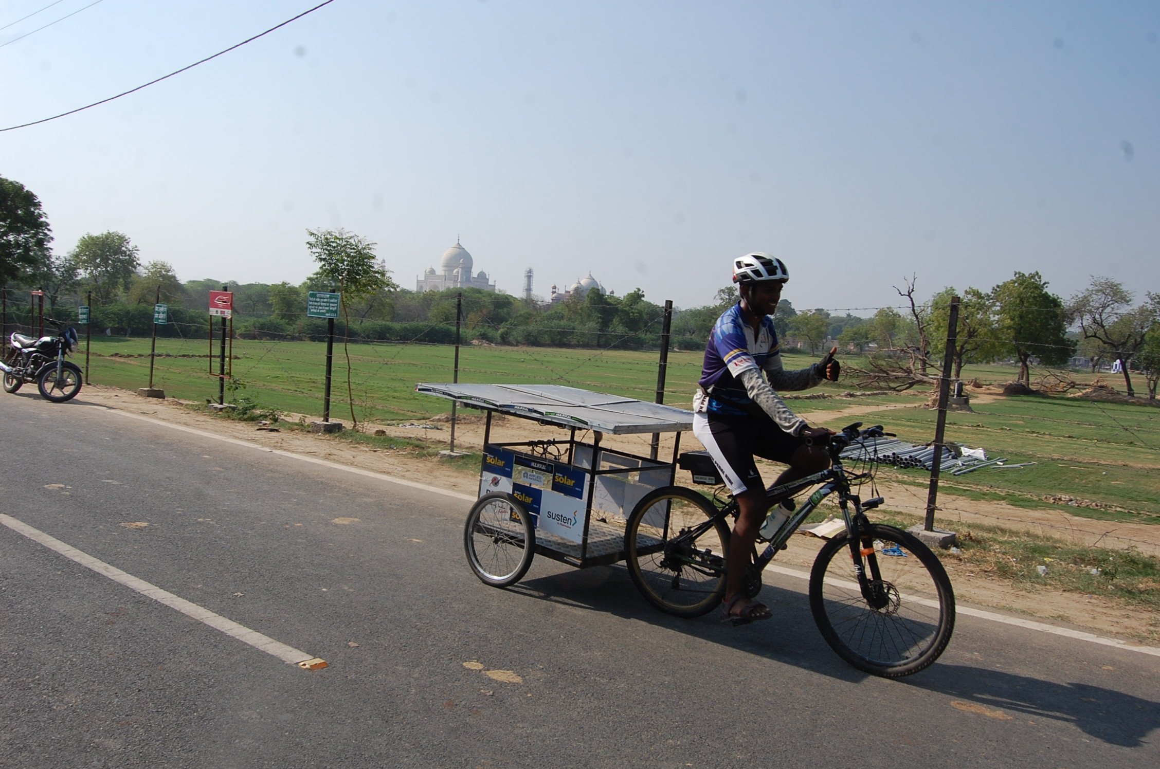 This IITian Bicycled For 7424 Km Across 9 States In 79 Days To Raise Awareness About Solar Energy