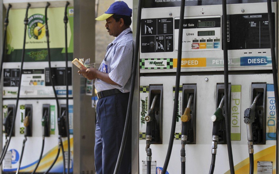 From Free Drinking Water To Medical AID, Know About The Benefits You Are Entitled To At Petrol Pumps