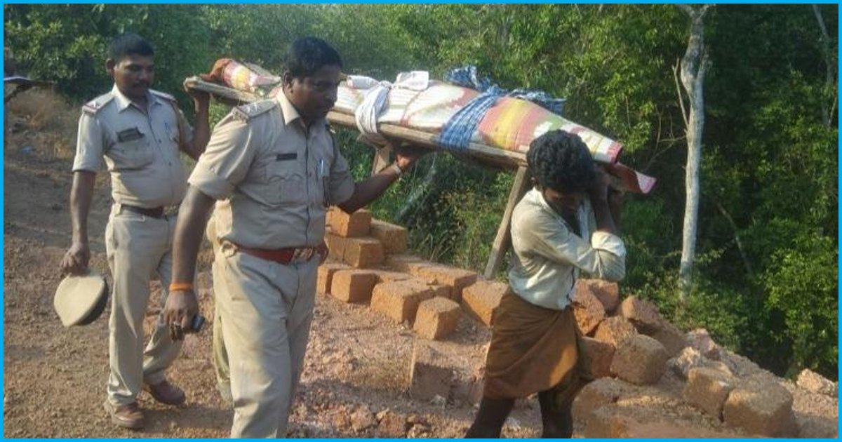 Karnataka: Cops Who Helped A Son Carry The Dead Body Of His 80-Yr-Old Father Rewarded By SP
