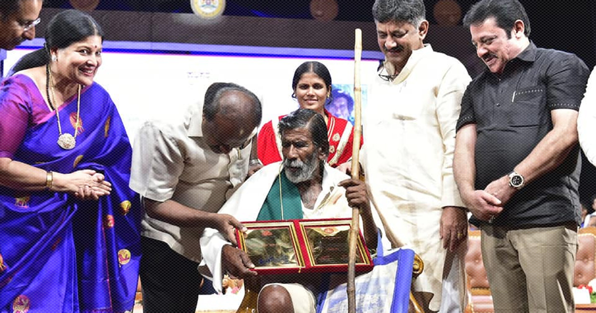 Karnataka: CM Awards 82-Yr-Old Shepherd Who Sold His Sheep To Build 14 Ponds
