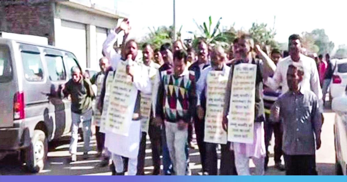 Jammu Farmers Protest Against Internet Ban, Revocation Of Article 370