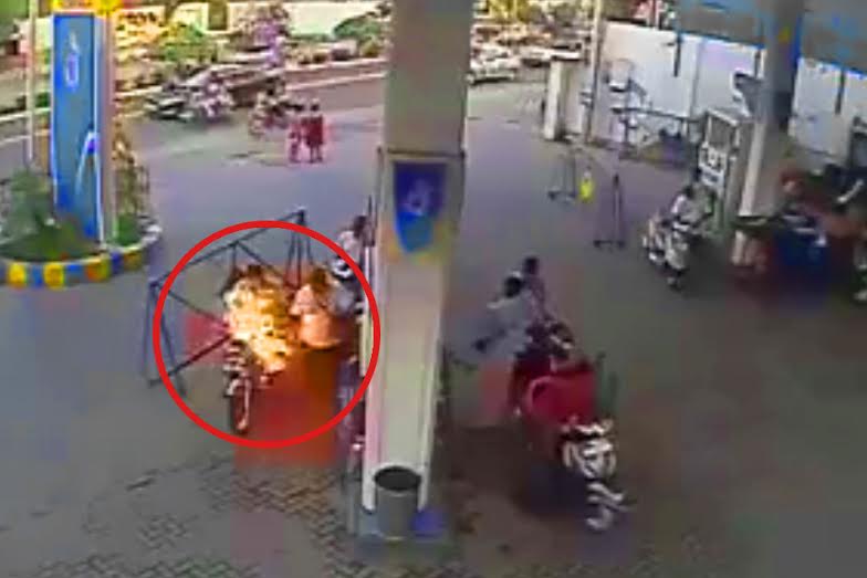 Video: Why Not To Use Cell Phones At A Petrol Pump