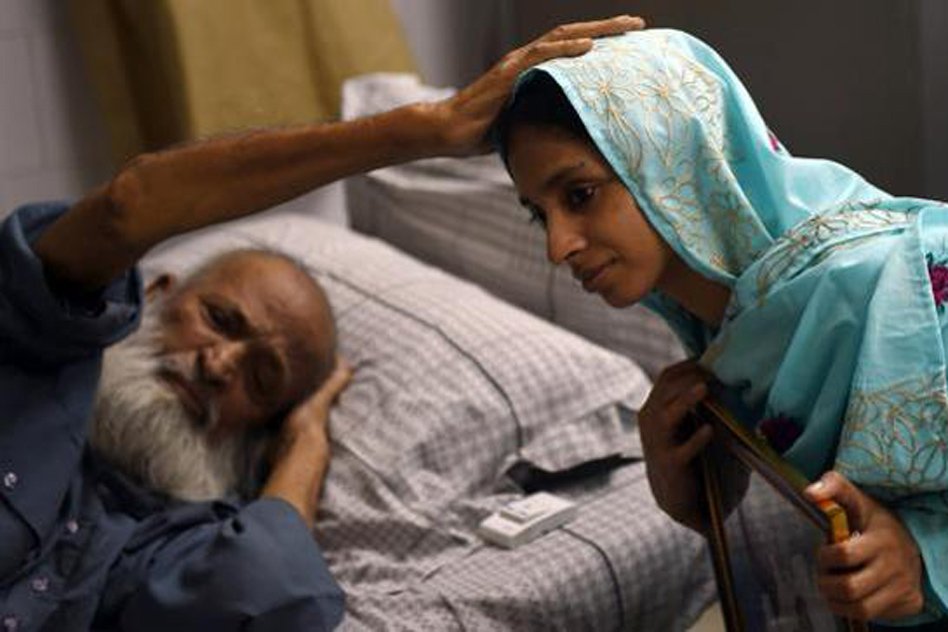 [Watch/Read] Know About Abdul Sattar Edhi, Who Took Care Of Geeta In Pakistan For A Decade