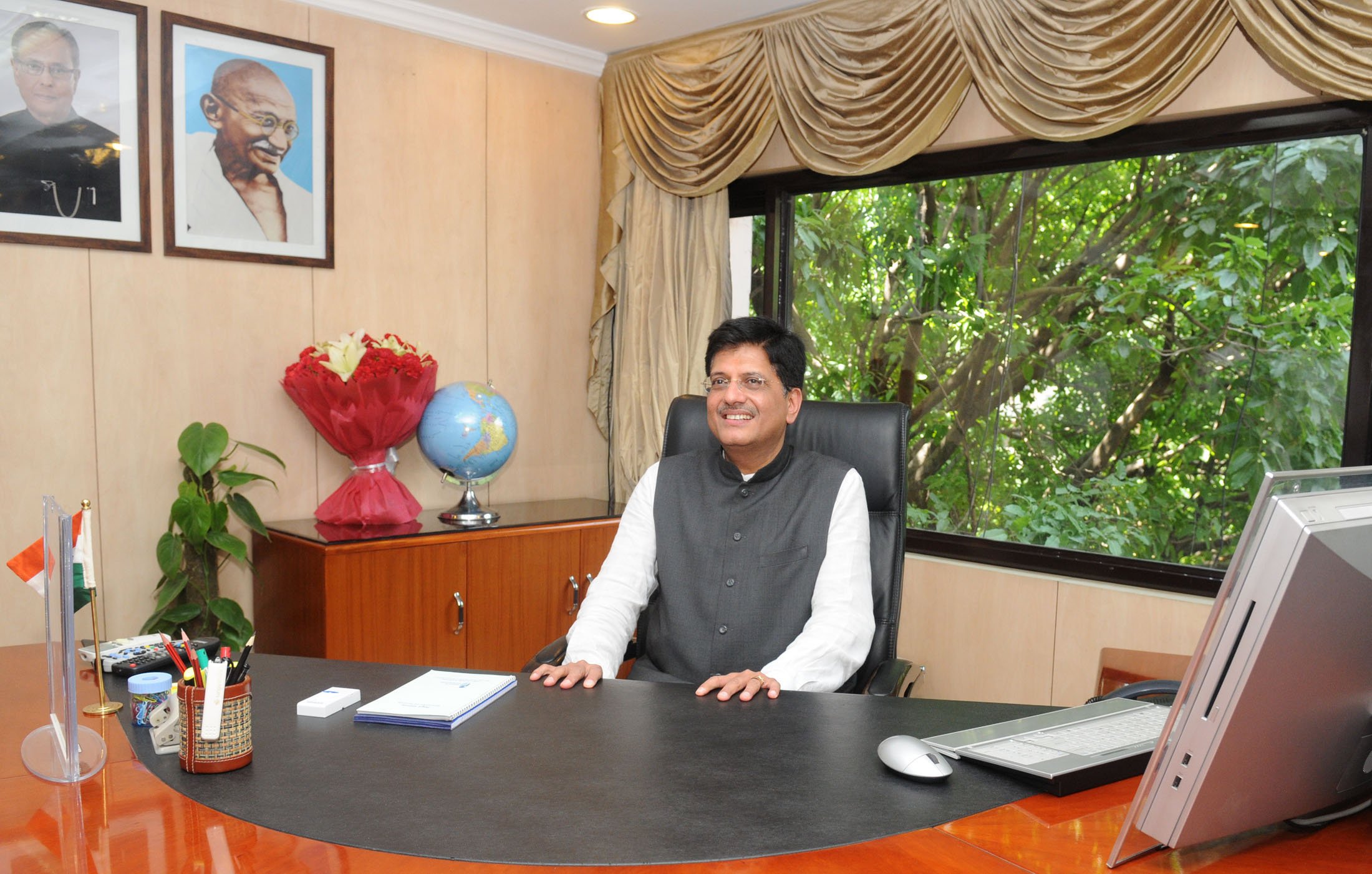 PIYUSH GOYAL - Powering India By Transforming Challenge To Opportunity