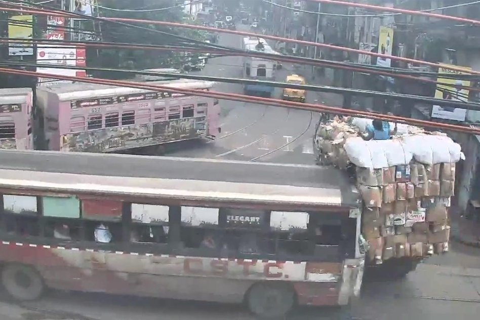 This Video Is Captured By One Of The KolKata Traffic Cameras