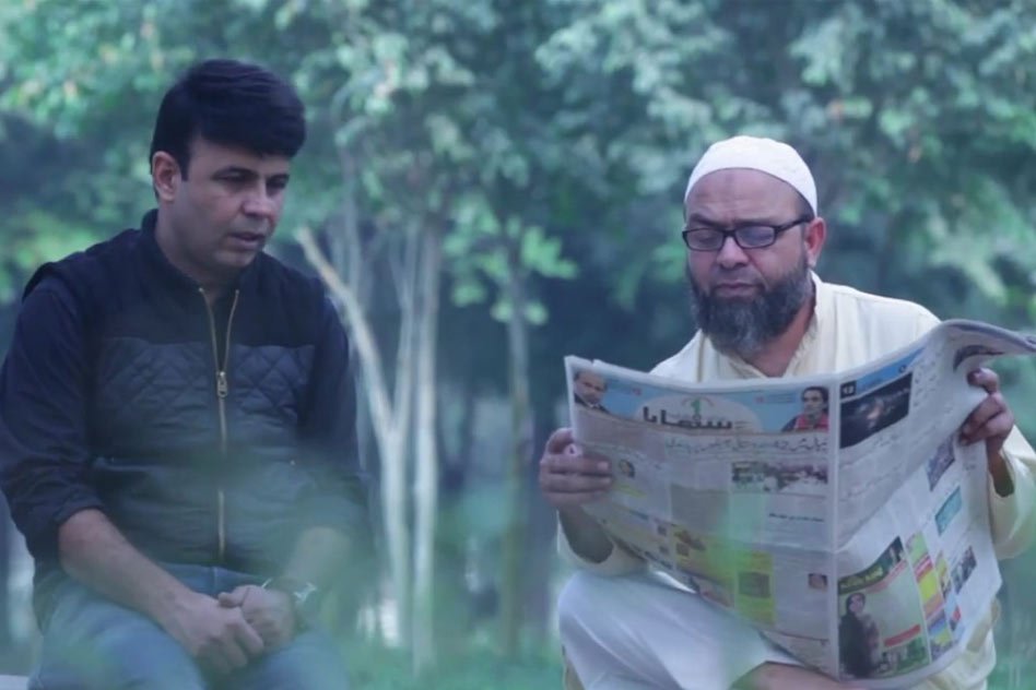 [Watch] This Social Experiment Of RJ Naved Gives Us A Very Important Lesson