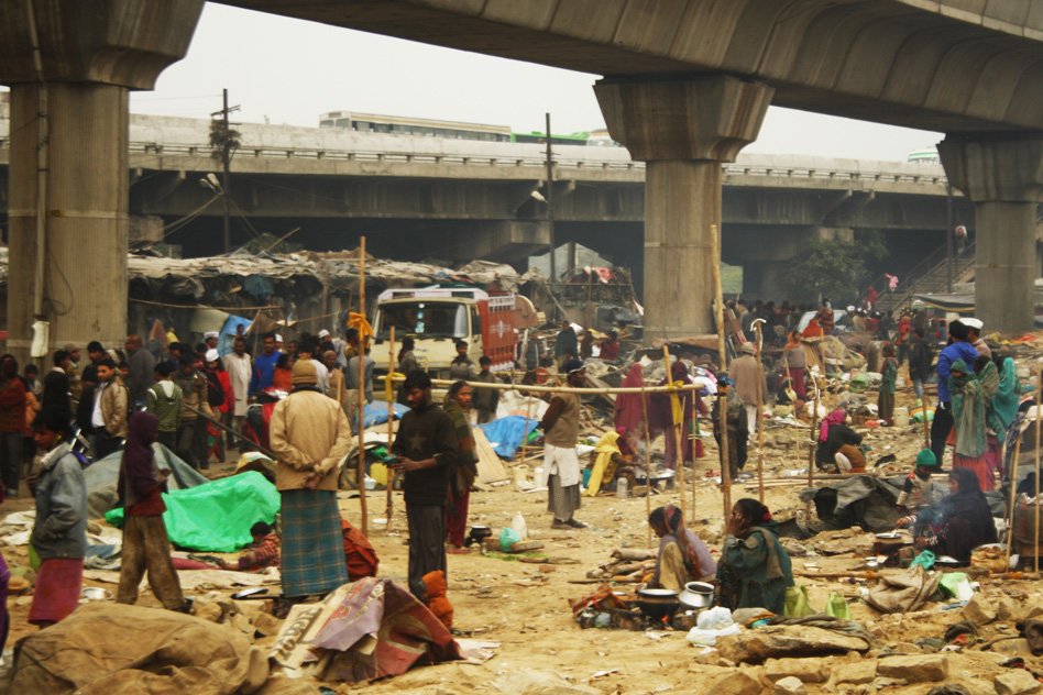 Slum Demolition By Indian Railways Displaces 2500, Allegedly Kills 6-Month-Old