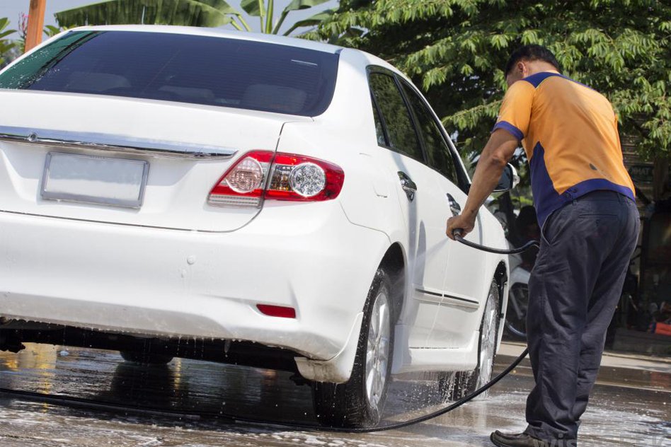 Chandigarh: Now, You Will Be Fined Rs 2,000 For Washing Cars, Watering Plants In The Morning
