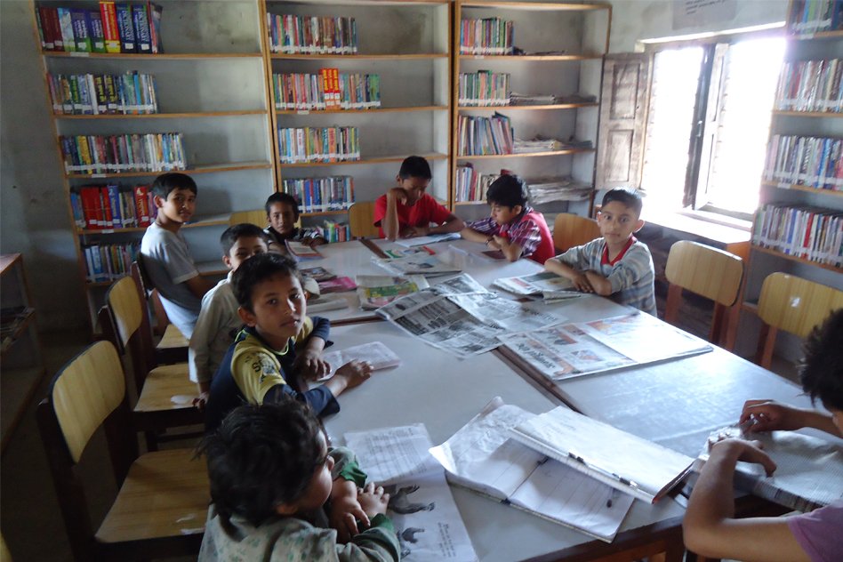 9-Year-Old Muskaan From Bhopal Runs A Library To Educate Other Kids