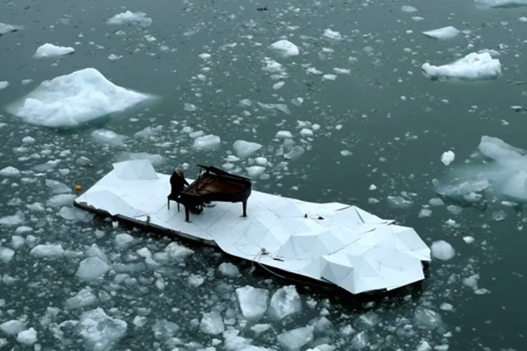 [Watch] Italian Pianist Play A Heartbreaking Funeral Song For The Arctic