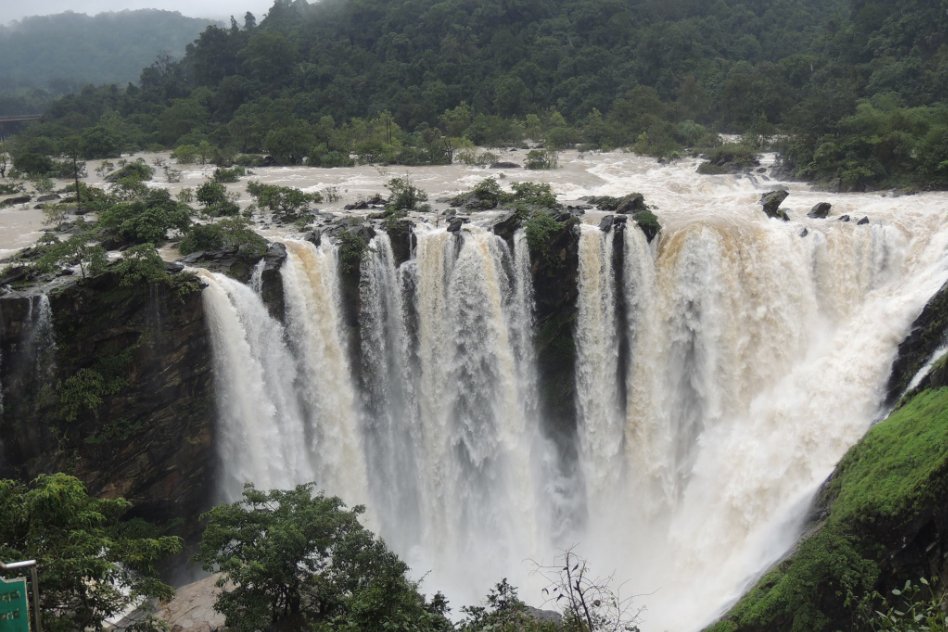 Karnataka: Businessman To Invest 450 Crore To Make Jog Falls A Perennial Fall, Without Asking For Anything In Return