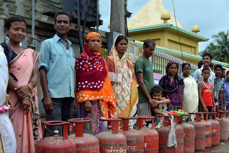Highest LPG Price Hike Ever: Cylinder To Cost Rs 86 More For Non-Subsidy Customers