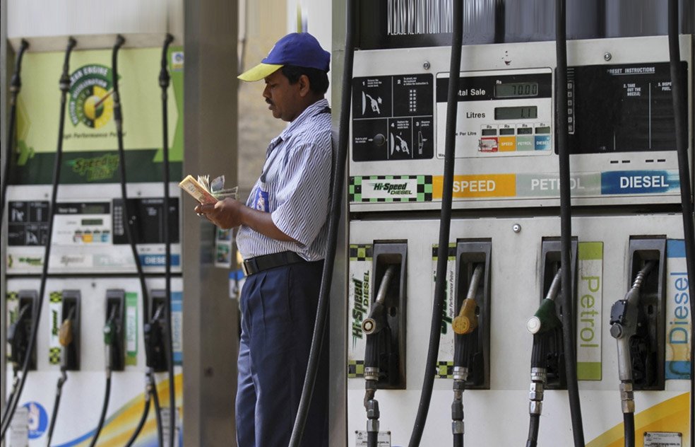 Petrol Pumps In South India And Maharashtra To Remain Shut On Every Sunday From May 14