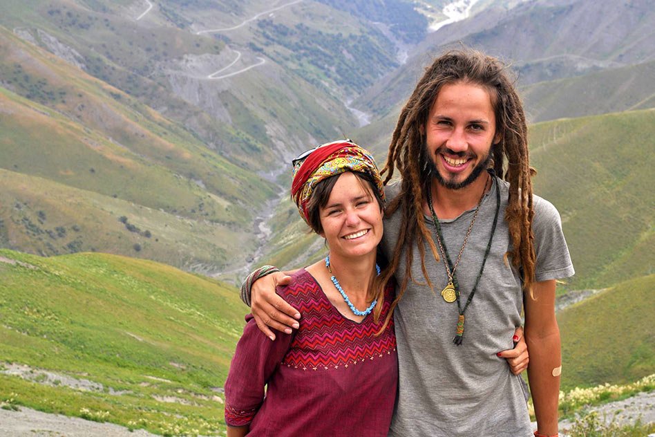 This Young Couple Walked And Hitchhiked From Bulgaria To India Without A Smartphone!