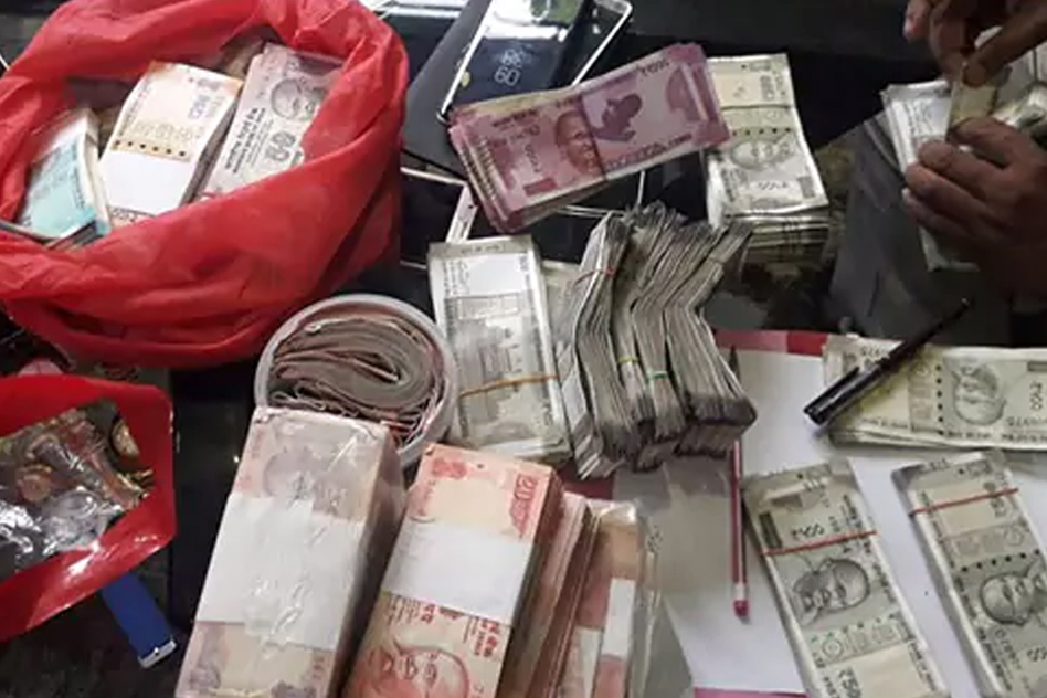 Municipal Worker With Salary Of Rs 18,000 Found With Assets Worth Rs 4 Crore In MP