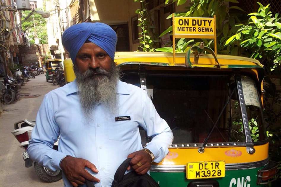 My Story: Auto Driver Goes All The Way To Track And Return Lost Valuables To The Owner