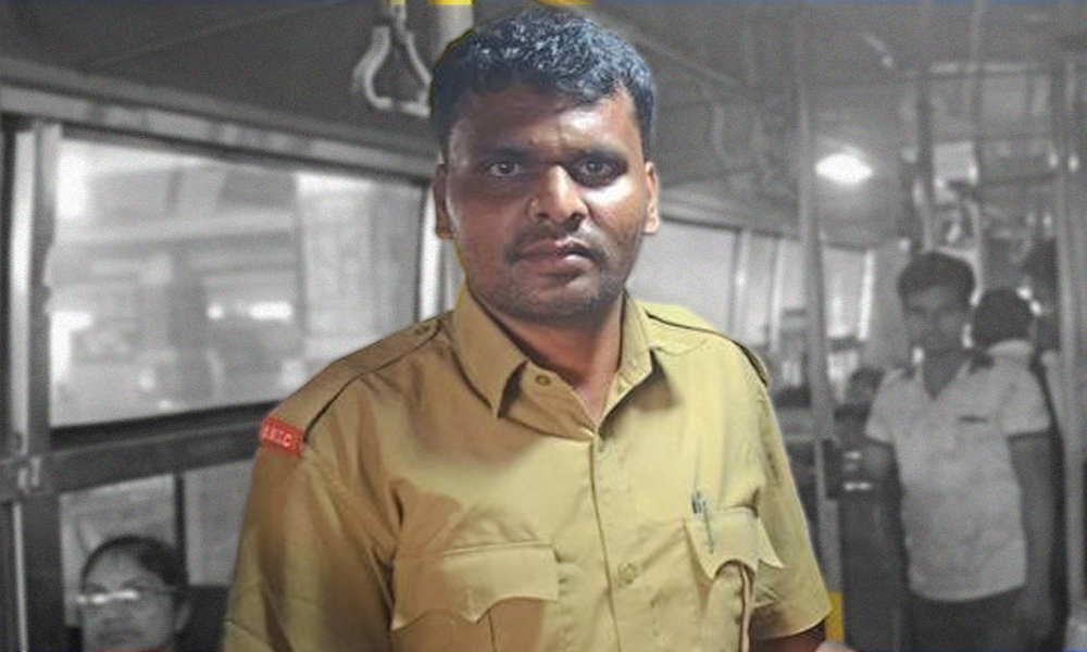 Bengaluru bus conductor clears UPSC