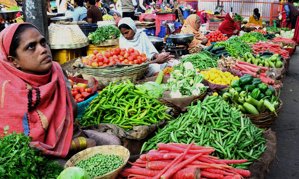 Mehangai At An All-Time High! Retail Inflation Jumps To 7.59% In Jan, Factory Output Dips In Dec