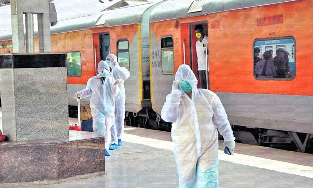 Delhi Couple Deboarded From Rajdhani Train After Home Quarantine Stamp Identified