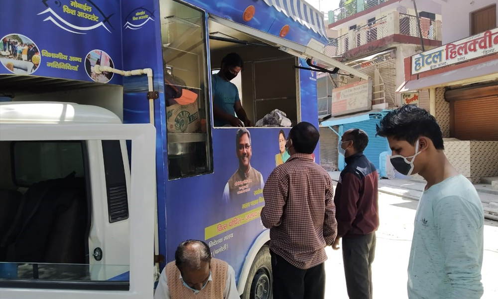 Food Vans In Uttarakhands Chamoli Are Feeding Homeless, Migrant Workers