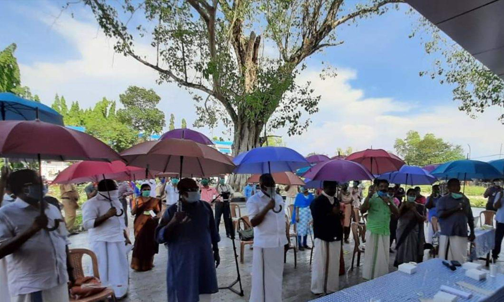 In A Unique Initiative, A Kerala Village Use Umbrellas For Social Distancing