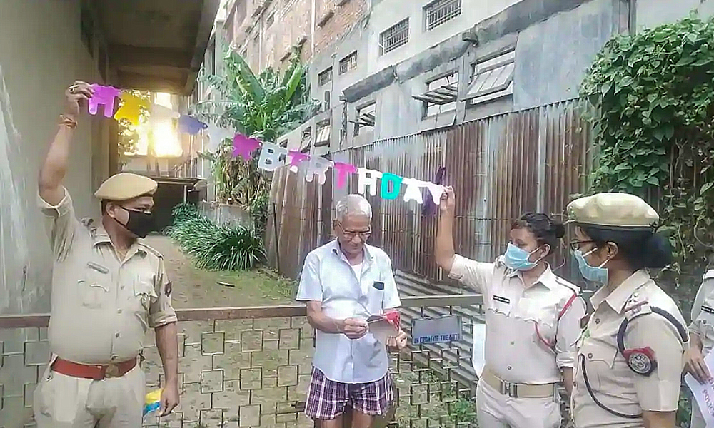 Corona Warriors: Assam Police Surprise 78-Yr-Old Man On Birthday