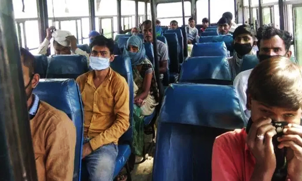 Odisha Government Ferries Migrants Walking On Road To State Borders In Buses