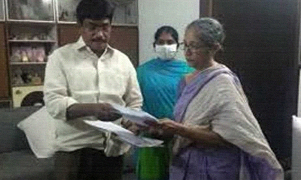 66-Yr-Old Woman Arrested For Questioning Andhra Pradesh Govt Over Vizag Gas Leak Incident