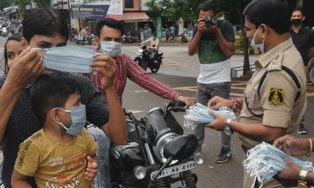Ek Rakshasutra Mask Ka: Chhattisgarh Police Distributes Over 14 Lakh Masks In 6 Hours