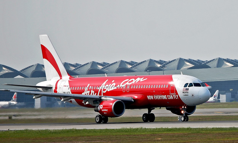 Aviation Watchdog DGCA Suspends AirAsias Two Senior Executives Over Safety Violations