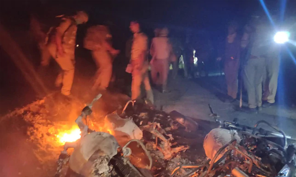 UP: Violence Erupts In Azamgarh After Village Heads Killing, Police Post Set On Fire