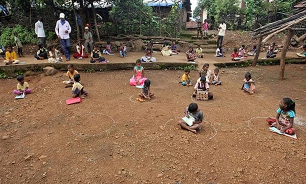 Delhi: Informal Schools Under Flyover Helps Children Learn Amid Pandemic