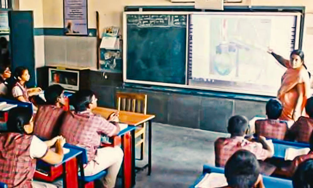 Maharashtra: Zilla Parishad Use Walls To Teach Maths To Poor Students In Villages
