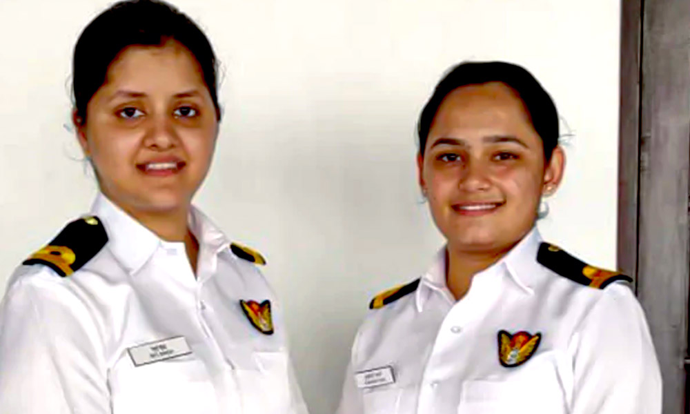 In A First, Two Women Combat Aviators To Be Deployed On Warships