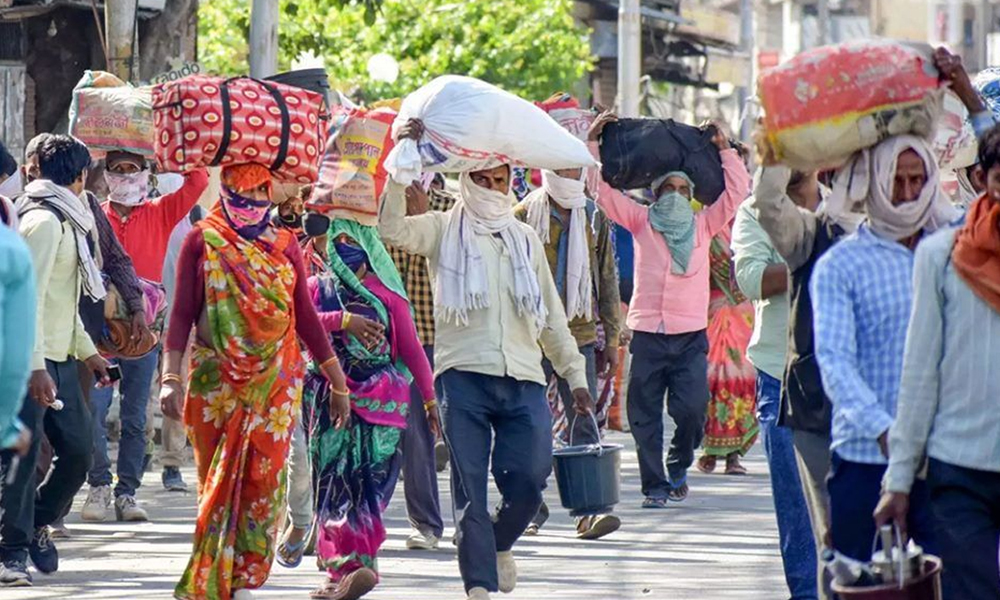 1.06 Crore Migrant Labourers Returned Home States On Foot During Lockdown: Centre To Lok Sabha