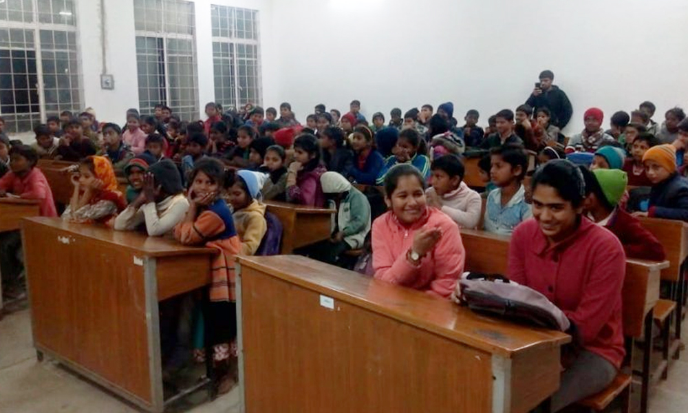 This Unique Initiative Is Providing Education To Underprivileged Children In Allahabad