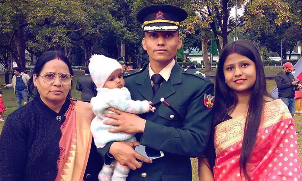 From Worker In Snack Factory Earning Rs 50 Daily To Army Officer: Journey Of Lt Balbanka Tiwari