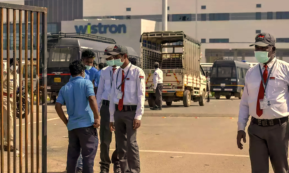 iPhone Plant Supplier Wistron Admits Some Workers Not Paid Correctly, Fires Indian Executive
