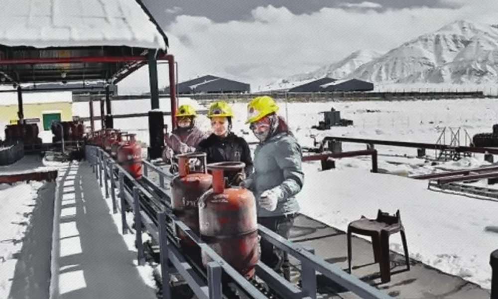 Meet The All-Woman Crew In Ladakh That Operates LPG Plant Serving Indian Army Soldiers