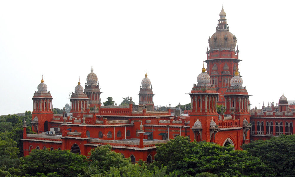 Cant Presume Couple Locked Inside House To Be In An Immoral Relationship: Madras High Court
