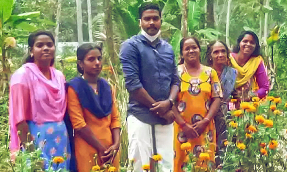 Kerala Women Farmers Transform Village Into Flowerbed To Earn Livelihood During Lockdown