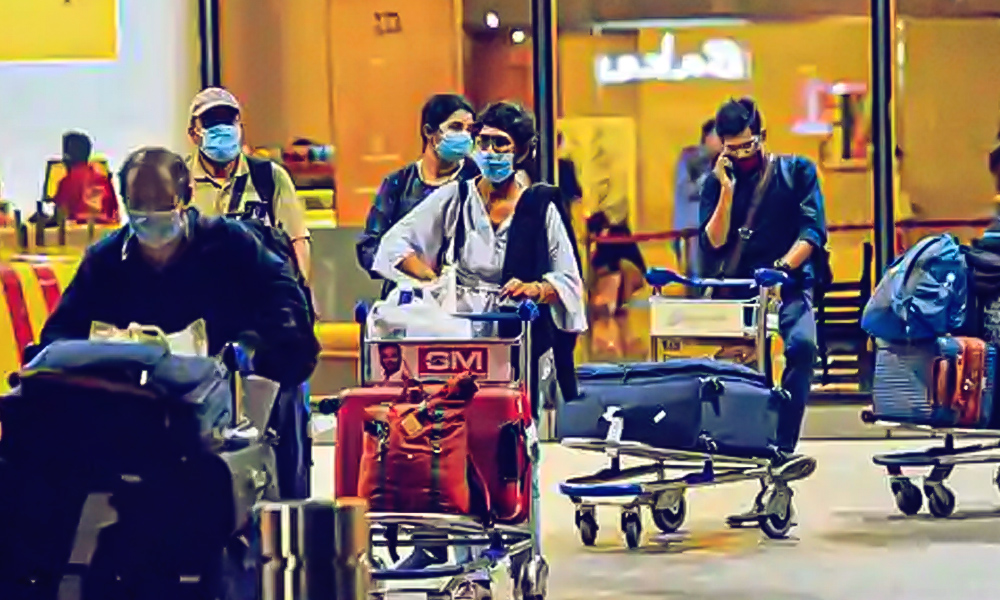Delhi HC Raises Concern Over Passengers Not Wearing Masks, Following COVID Protocols On Flights, Issues Guidelines