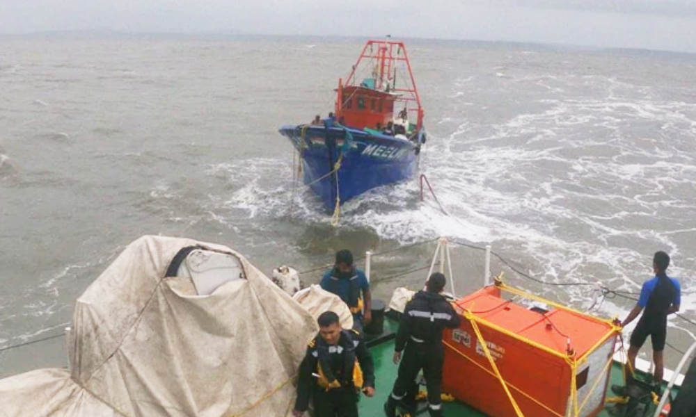 Cyclone Tauktae: Navy, Coast Guards Rescue 182 From Adrift ONGC Barge, Search Operations Continue