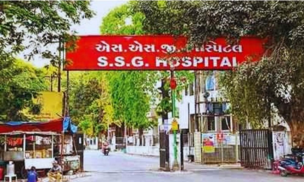 Gujarat : 600 Nurses Stage Protest Over Pending Wages