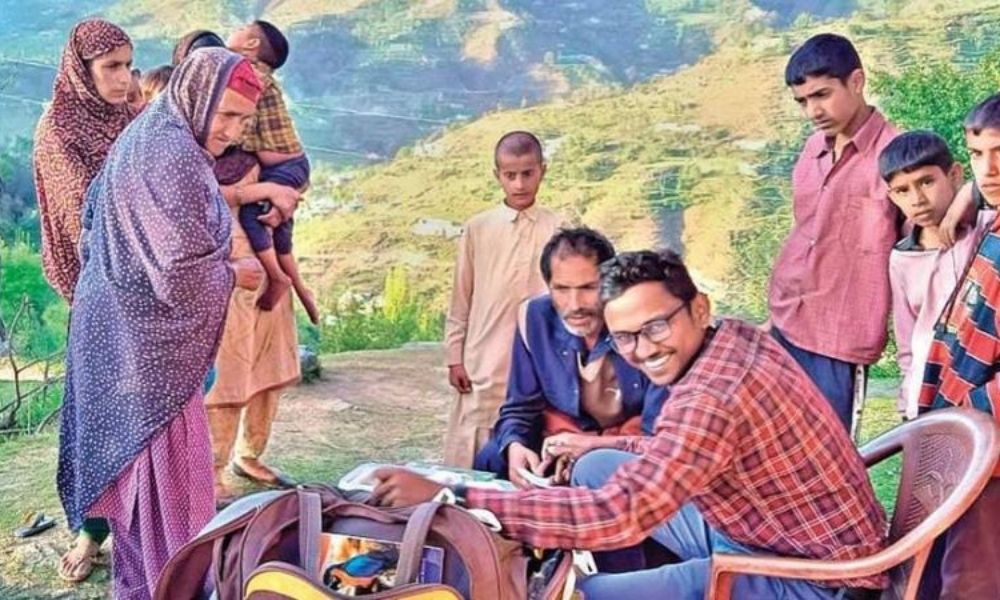 Young Unani Doctor Muhammed Shafi From Kerala On Mission To Cure Remote Villages Of India