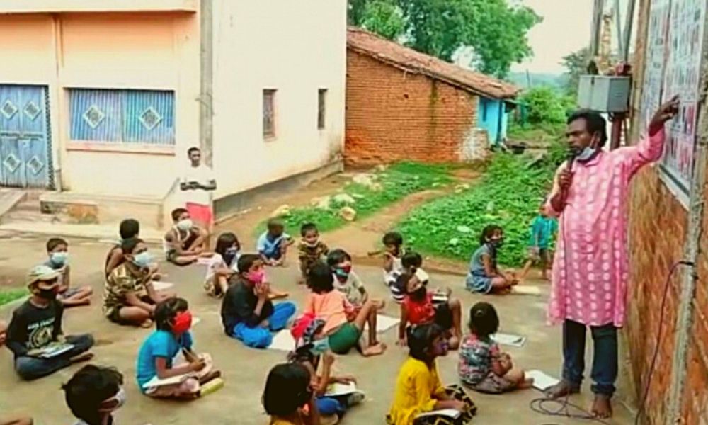 Bridging Digital Gap: This Jharkhand Teacher Is Using Temple Loudspeaker To Teach Children