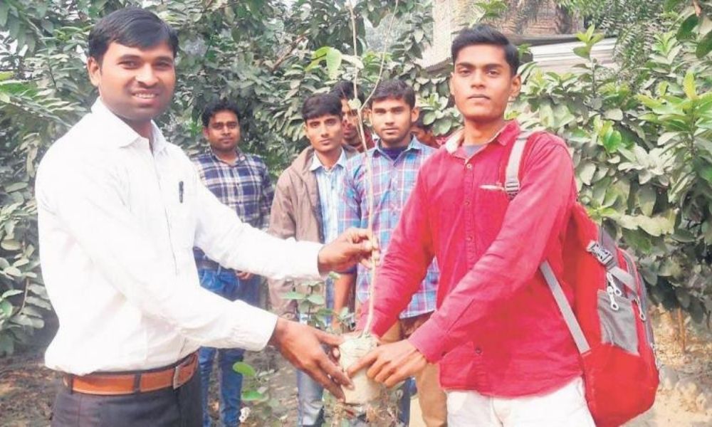 Not Money! But Plant Saplings To Get Admission In This Civil Service Coaching Institute In Bihar