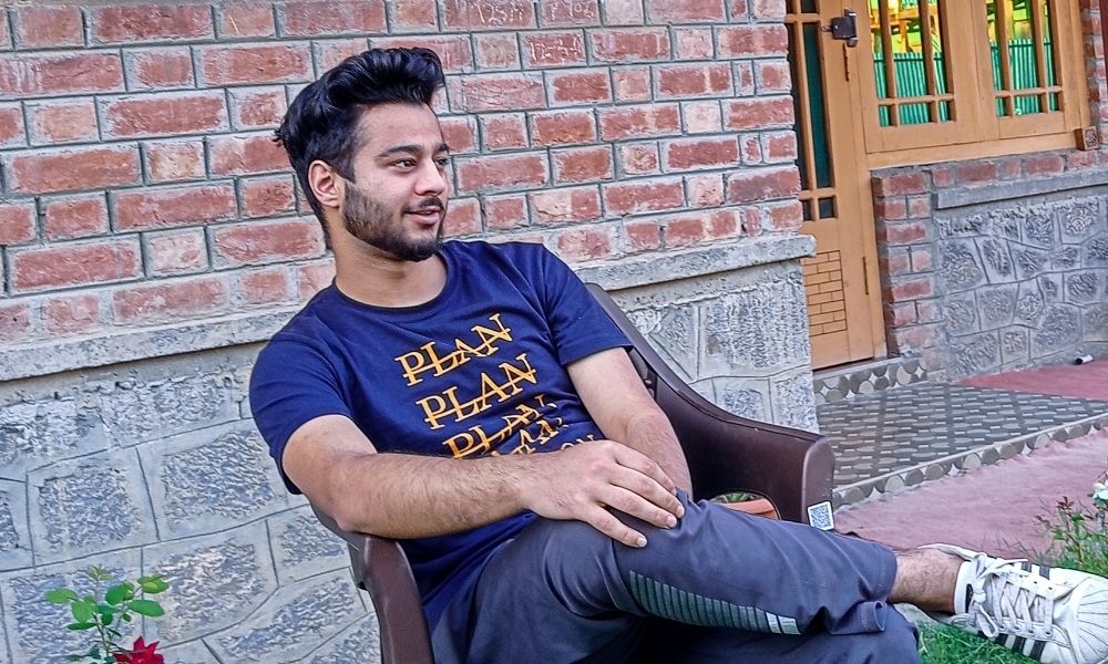 Youth From Kashmir Comes Up With Valleys First Podcast App To Promote Kashmiri Language