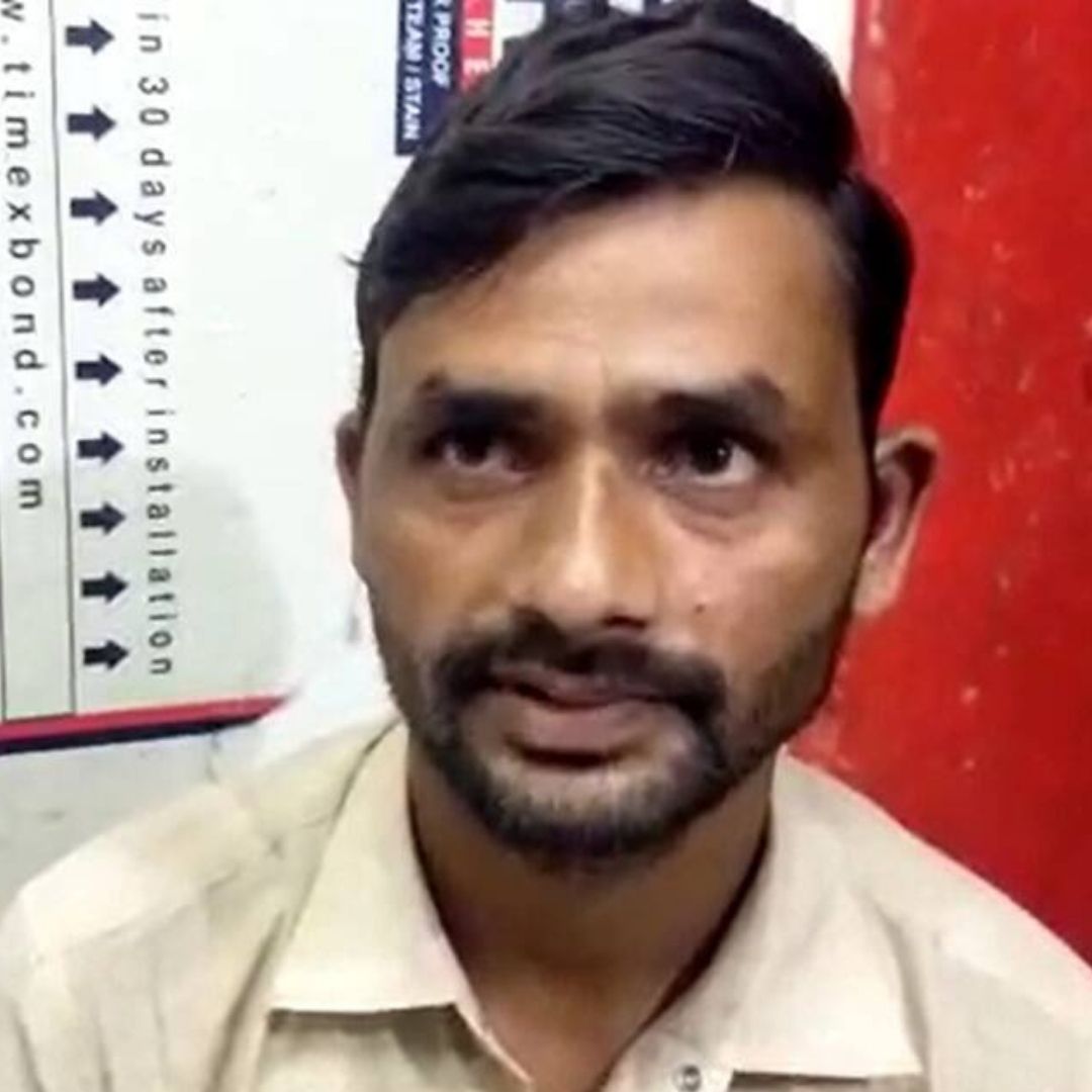 Madhya Pradesh: Bangle Seller Who Was Thrashed Booked For Harassment