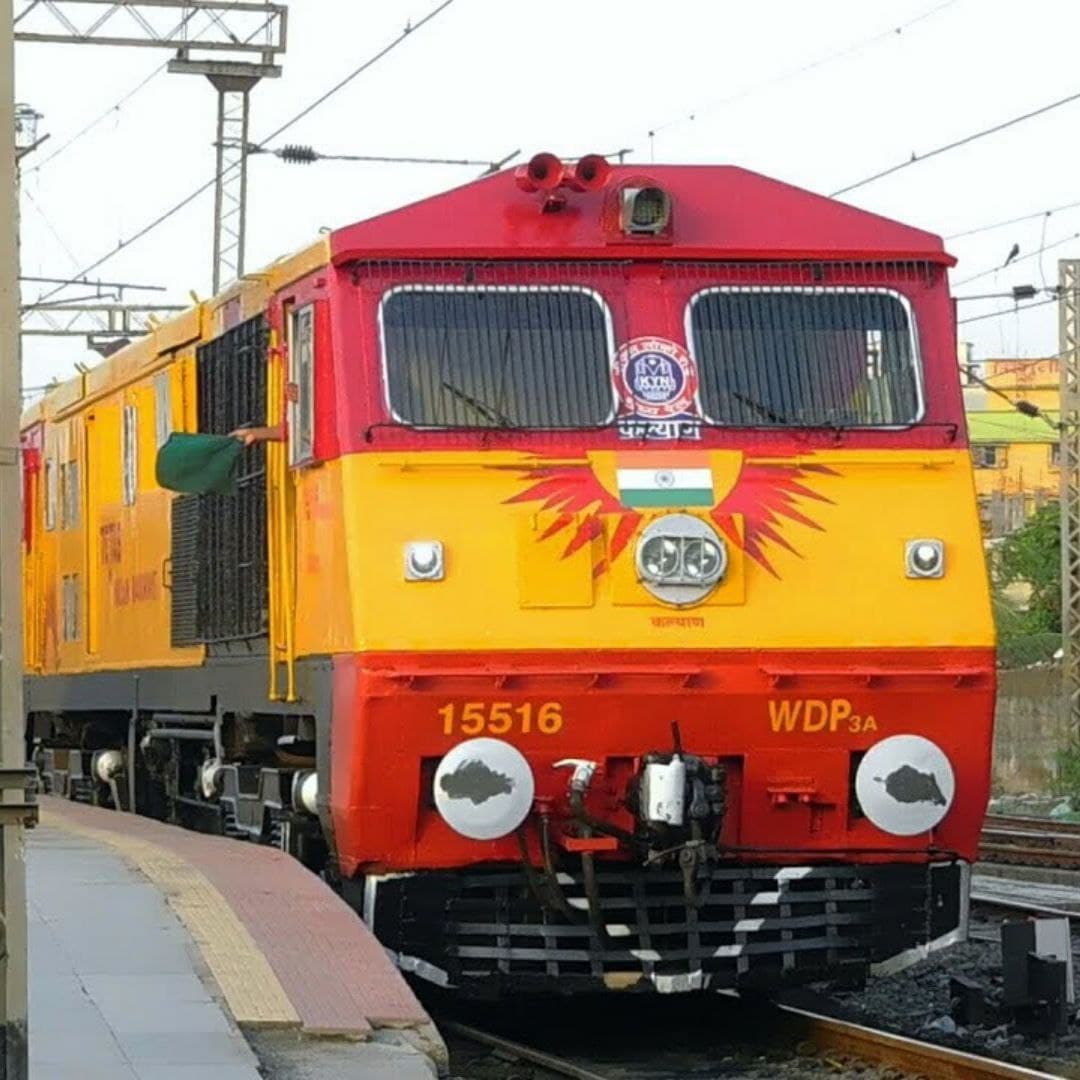IRCTC To Compensate 2,035 Passengers Of Tejas Express For Delay